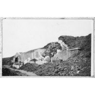 Cour de Froideterre. [légende d'origine]