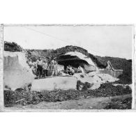 La photo attire les cuistots. [légende d'origine]