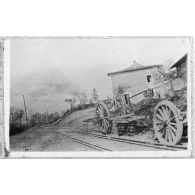 Cela fume. [légende d'origine]