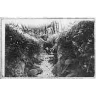 Tranchées du bois Nawé. [légende d'origine]