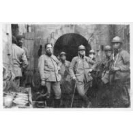 7 mai. Les boches envoient les gaz. [légende d'origine]