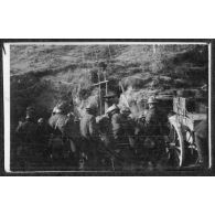 Cuisine de fantassins. [légende d'origine]