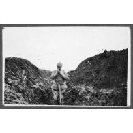 Tranchées allemandes conquises. Chemin des Dames. [légende d'origine]