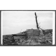 Abri en béton. L'Yser. [légende d'origine]