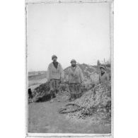 Un "Poilu" de la 5e pièce. [légende d'origine]