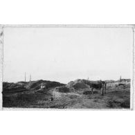 La piste des Rondins. Cassay embourbé. [légende d'origine]