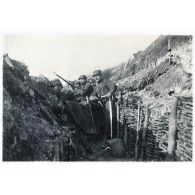 Devant Ablain. [légende d'origine]<br>