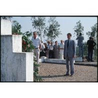 Hanoï -11novembre 1986. [légende d'origine]