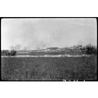 [Usines vues de loin].