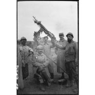 [Mitrailleuse modèle 1907 de Saint-Etienne ( M.A.S. )].