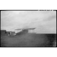 [SPAD VII « Vieux Charles " au décollage].