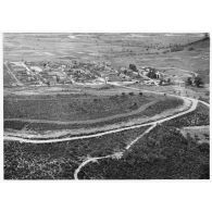 Vue aérienne. [légende d'origine]<br>