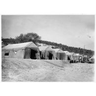 Campement du 2/29. [légende d'origine]<br>