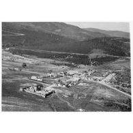 Vue aérienne. [légende d'origine]<br>