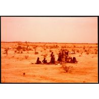 Abeché  - Scène de brousse à l'est d'Abeché. [légende d'origine]<br>