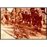 Abeché  - Armement récupéré après un accrochage avec le VOLCAN. [légende d'origine]<br>