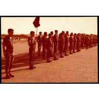 Abeché  - Cérémonie du 11 novembre 1978. [légende d'origine]<br>