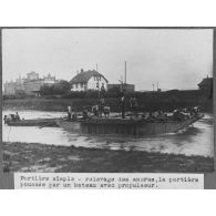 Portière simple - relevage des ancres, la portière poussée par un bateau avec propulseur. [légende d'origine]