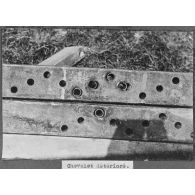 Chevalet détérioré. [légende d'origine]