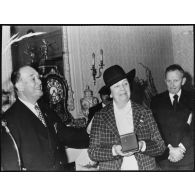 Hôtel de ville - Médaille de la ville d'Alès. [légende d'origine]