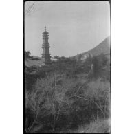 [Pékin. Une pagode].