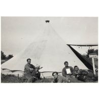 [Tente du camp militaire de Valdahon].