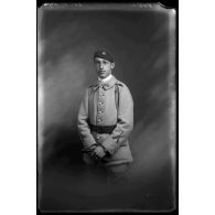 [Portrait d'un militaire].
