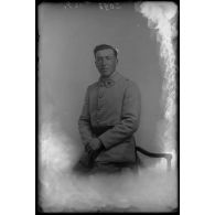 [Portrait de militaire].