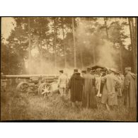 Expériences de tracteurs avec 155 long Filloux - Fontainebleau. [légende d'origine]