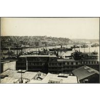 Constantinople - Quartier de Top-hané. [légende d'origine]