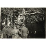 [Des soldats de la Wehrmacht durant du temps libre].