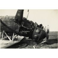 [Un avion de reconnaissance Henschel Hs-126 du 126e groupe de reconnaissance de l'armée de l'Air allemande (Aufklärungsgruppe 126)].