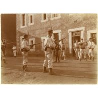 [Instruction au tir].