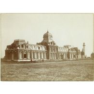 [Bâtiment et phare].