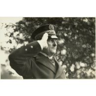 L'amiral Herr, commandant supérieur des forces navales françaises en Extrême-Orient. [légende d'origine]