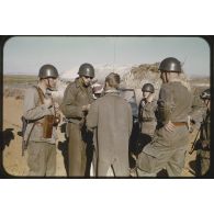 1957 Palat 22-3 tournée rensgnts vers Aïn Affan (4) Alonzo. [légende d'origine]