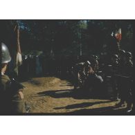 [Le 11 novembre 1957 à Dominique-Luciani, cérémonie au monument aux morts].