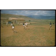 [Journée de la Saint-Georges 1958, match de football, le 3/12e RD contre le 4/5e GCP].