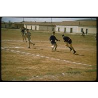 [Journée de la Saint-Georges 1958, match de football, le 3/12e RD contre le 4/5e GCP].