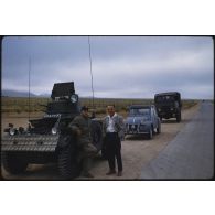 Escorte sur Mecheria - Lestra, chef Soluron et Mokta-Delli et Aubert, le 28 mai 1959. [légende d'origine]