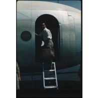 Désensablage, docteur Rouffi, Hassi-Messaoud, animaux, généralités, divers, signes marchands. [légende d'origine]