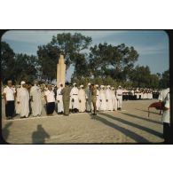 Max Lejeune, Ouargla, 14 juillet 1958, Légion d'honneur, monsieur et madame Even. [légende d'origine]