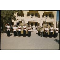 Désensablage, docteur Rouffi, Hassi-Messaoud, animaux, généralités, divers, signes marchands. [légende d'origine]