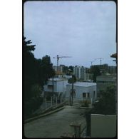 [Alger : immeubles en construction].