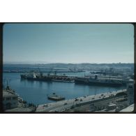 [Le port d'Alger].