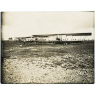 Quelques appareils de l’escadrille MF 44. [légende d'origine]