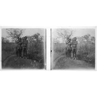 [Femmes et enfants].<br>