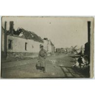 [Portrait de Jacques Tournadour d'Albay dans la grande rue d'Ablain Saint Nazaire].