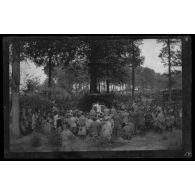 15-8-15. La Forestière. La messe. [légende d'origine]