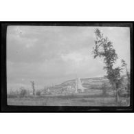 [25-8-15. Ablain. Eglise, vue Sud].